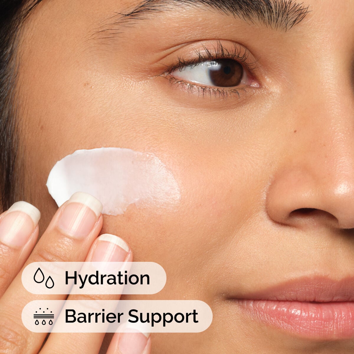 natural-moisturizing-factors-ha-s4 ord-natural-moisturizing-factors-ha-model-application-with-benefits.jpg